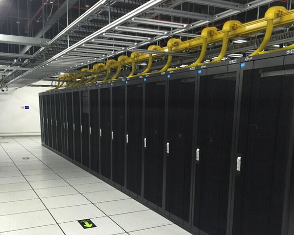 云电脑与马来西亚云服务器的完美结合